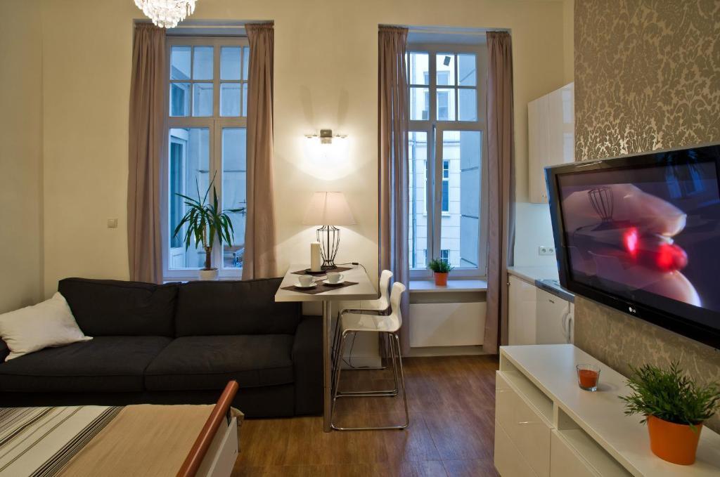 Residence Okolnik Apartments Warsaw Room photo