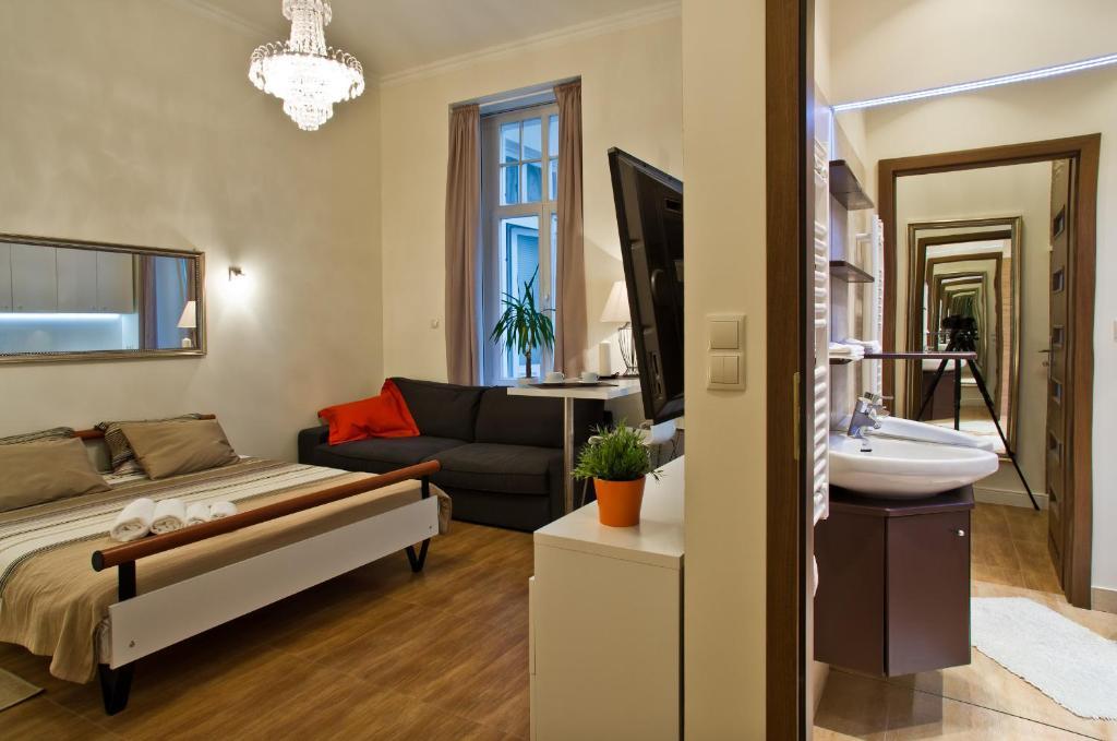 Residence Okolnik Apartments Warsaw Room photo